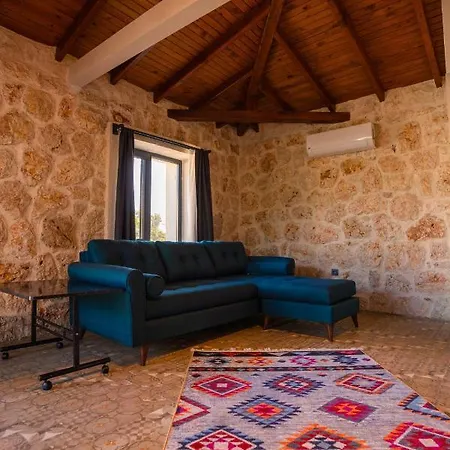 Terra Rossa Stone & Restaurant -kas- Kas